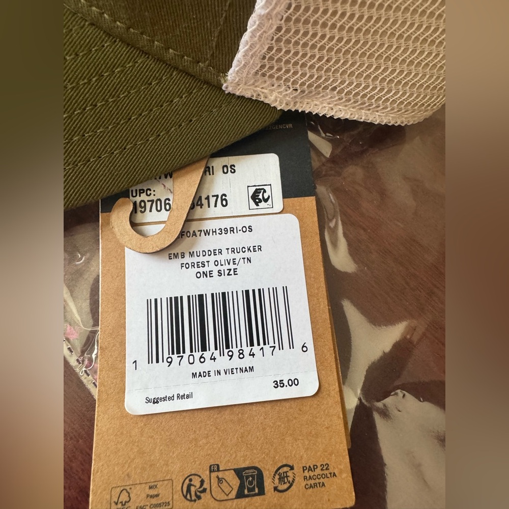 The North Face Trucker hat - Picture 3 of 6